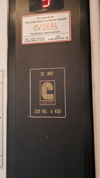 File:YaliBahce (4).jpg